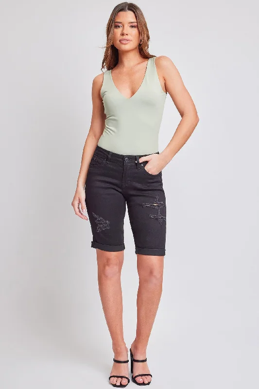 Ripped Black