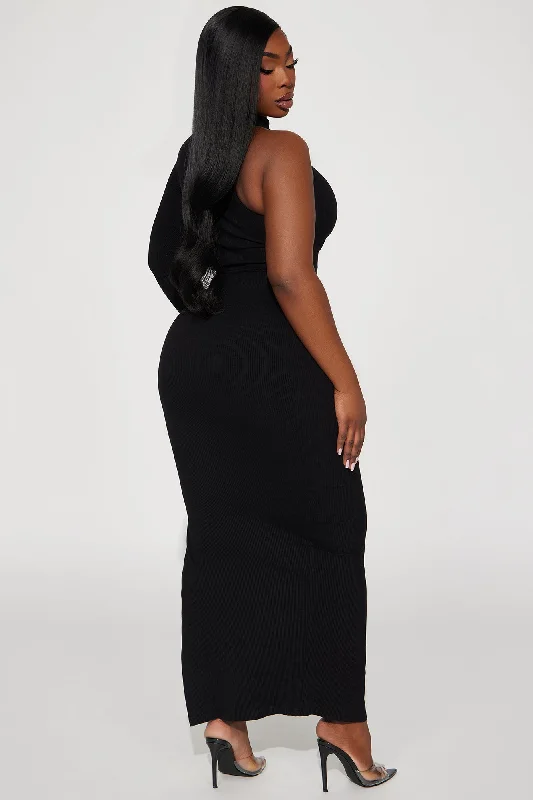 Ayana Snatched Maxi Dress - Black Ayana Snatched Maxi Dress - Black